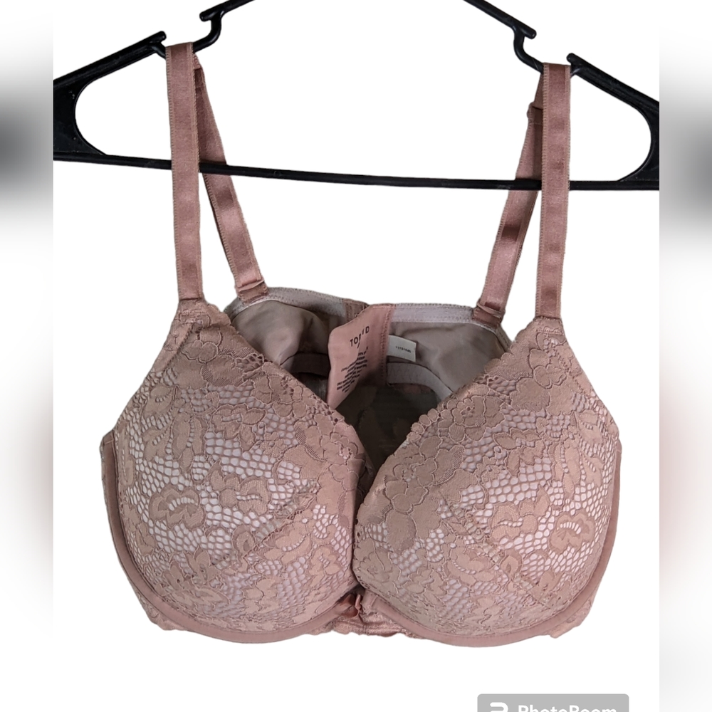 Torrid Nude Underwire  Lace Bra  40D, EUC